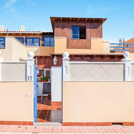 Charming House In With Mountain View And Terrace Holiday home *